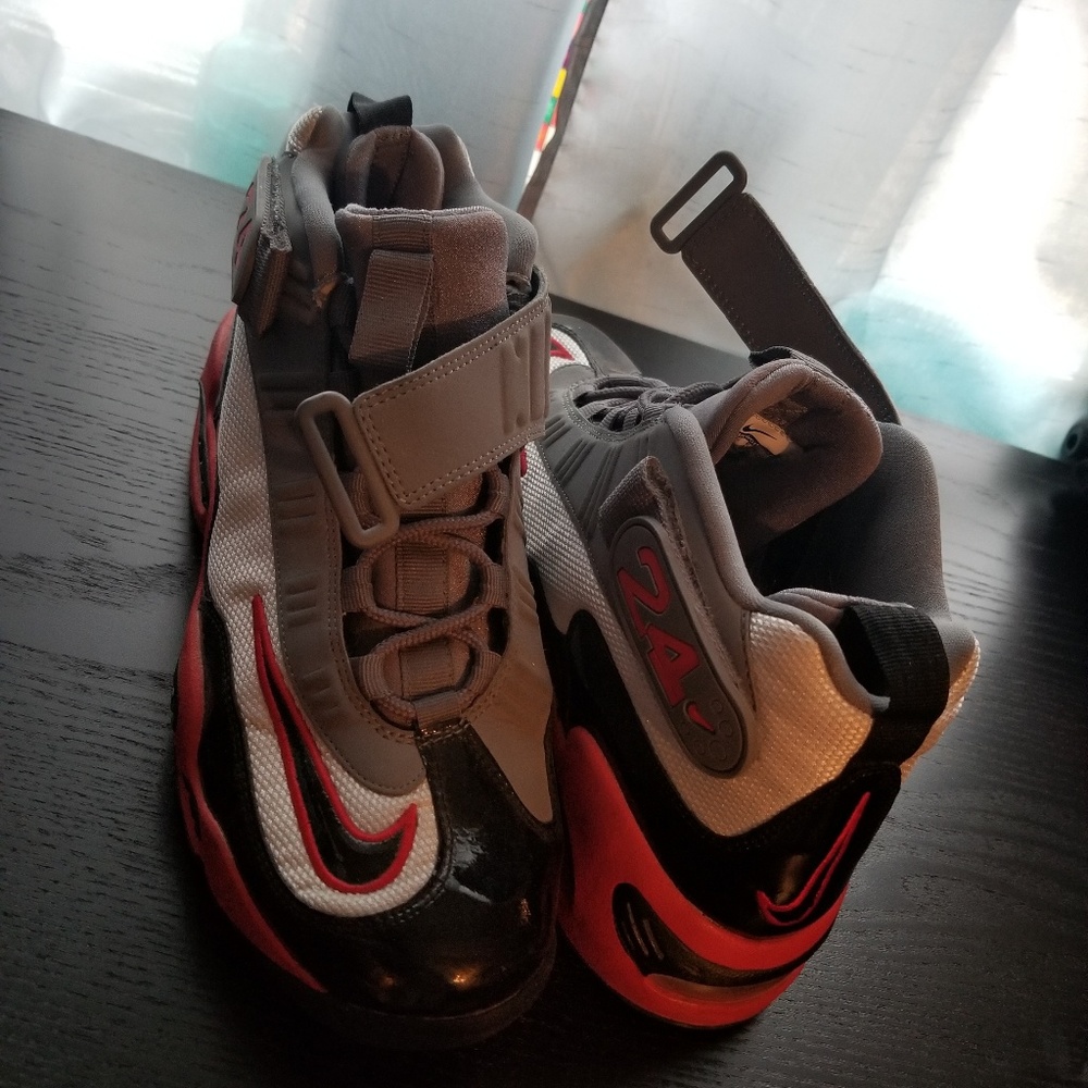 Nike Griffey